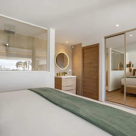Casa vacanze La Douce Folie Luxury Apartment With Terrace In Naturist Village *