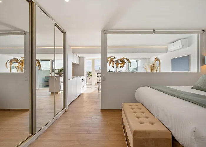 La Douce Folie Luxury With Terrace In Naturist Village *